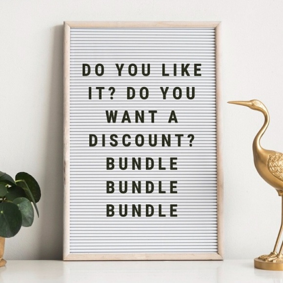 Makeup Bag” roomy w/zipper pocket inside - Picture 9 of 14